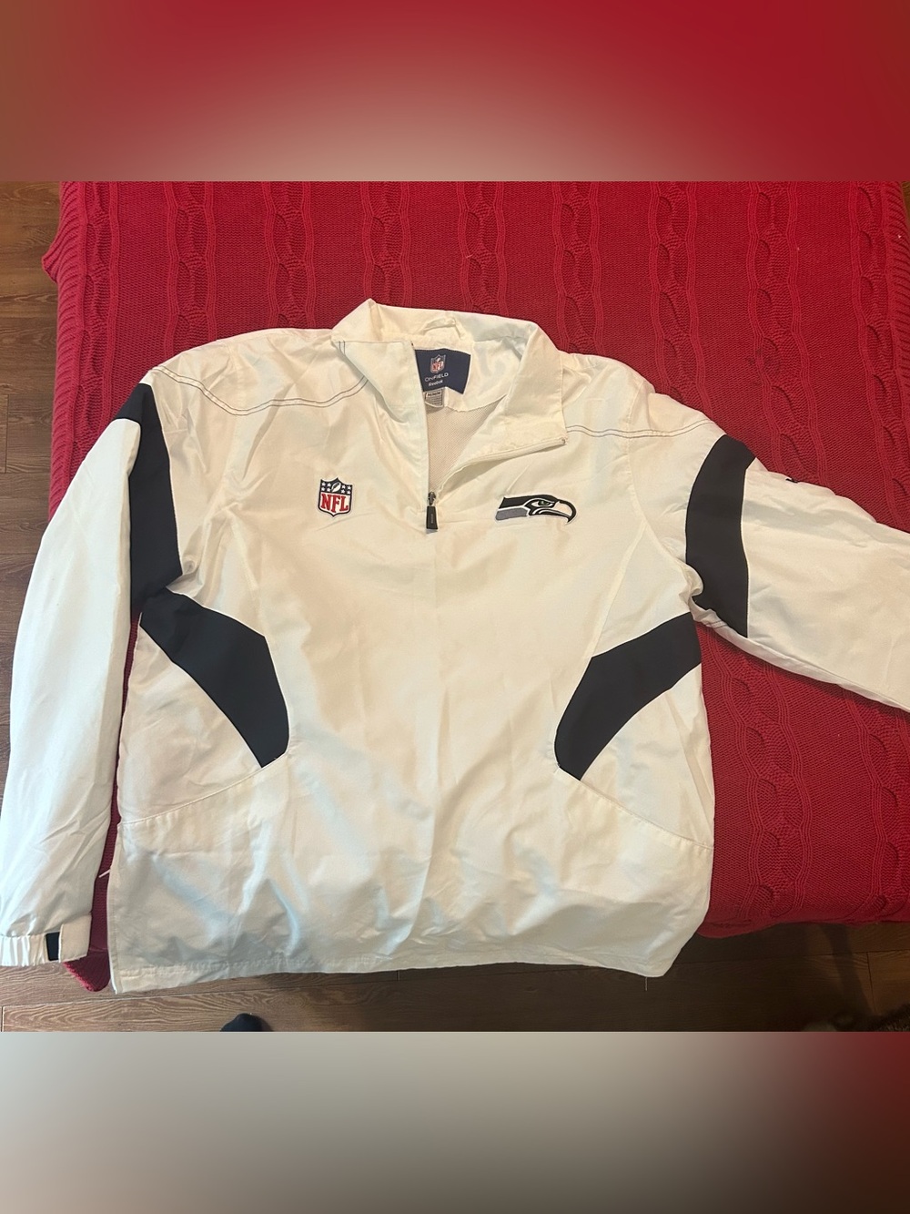 Seattle Seahawks Windbreaker   Size medium
